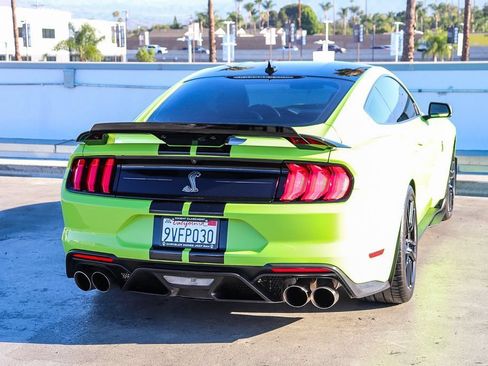 Used 2020 Ford Mustang Shelby GT500 w/ Technology Package RWD image 9