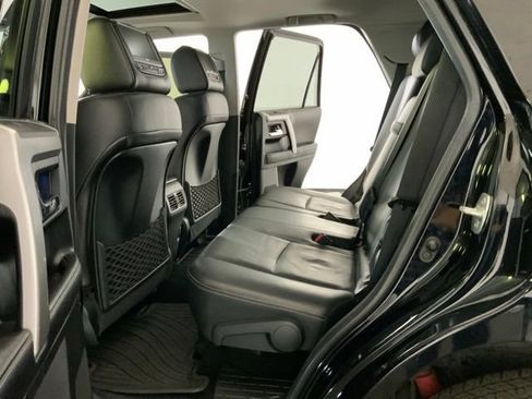 Used 2016 Toyota 4Runner Limited AWD/4WD image 33