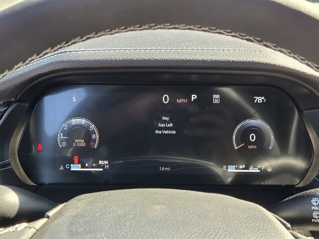 New 2027 Jeep Grand Cherokee Limited RWD image 25