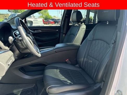 Used 2024 Buick Enclave Avenir AWD/4WD image 20