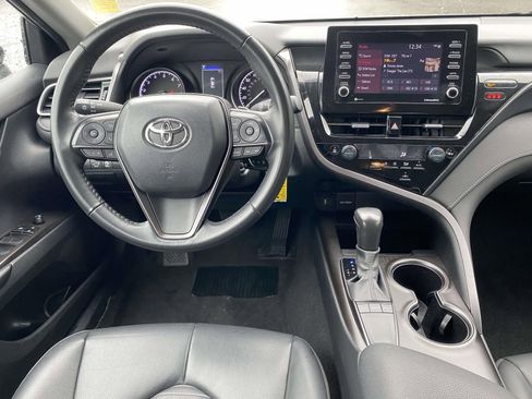 Used 2024 Toyota Camry SE FWD image 10