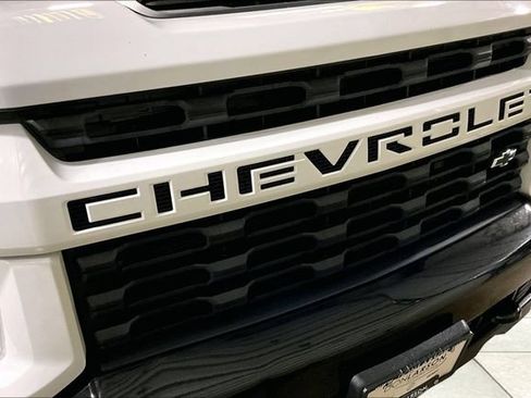 Used 2022 Chevrolet Silverado 2500 Custom w/ Gooseneck/5TH Wheel Package AWD/4WD image 11