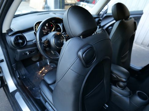 Used 2023 MINI Cooper S image 48