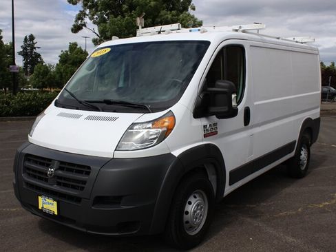 Used 2018 RAM ProMaster 1500 FWD image 2