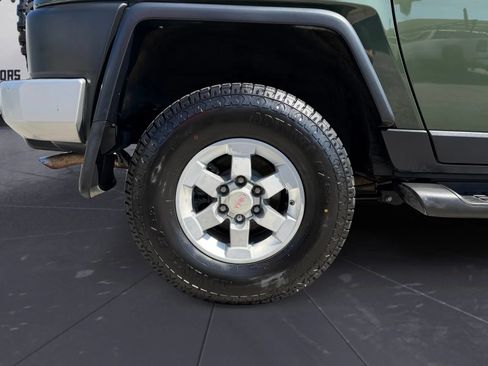 Used 2011 Toyota FJ Cruiser 4WD w/ Convenience Pkg image 30