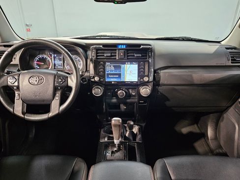 Used 2021 Toyota 4Runner TRD Off-Road Premium w/ Moonroof Package AWD/4WD image 10