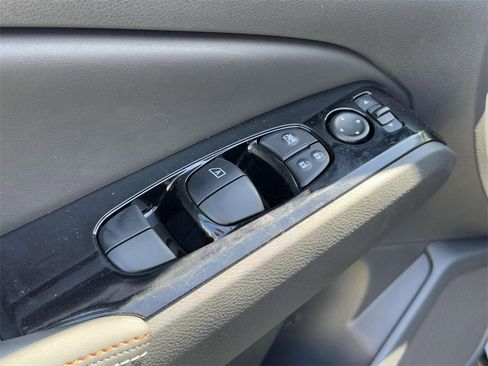 New 2025 Nissan Altima 2.5 SR w/ SR Premium Package image 15