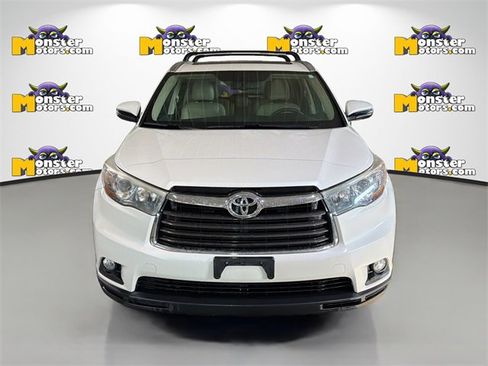 Used 2016 Toyota Highlander Limited image 2