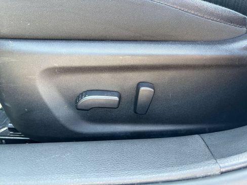 Used 2025 Nissan Altima 2.5 SV FWD image 22