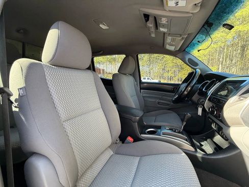 Used 2012 Toyota Tacoma PreRunner w/ SR5 Pkg image 20