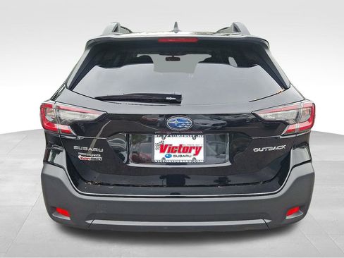 Certified 2025 Subaru Outback Premium image 5