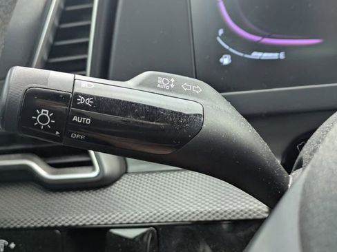 Used 2025 Kia Sportage LX FWD image 25