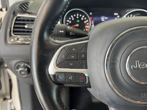 Used 2020 Jeep Compass Limited AWD/4WD image 13