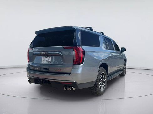 Used 2023 GMC Yukon XL AT4 AWD/4WD image 3