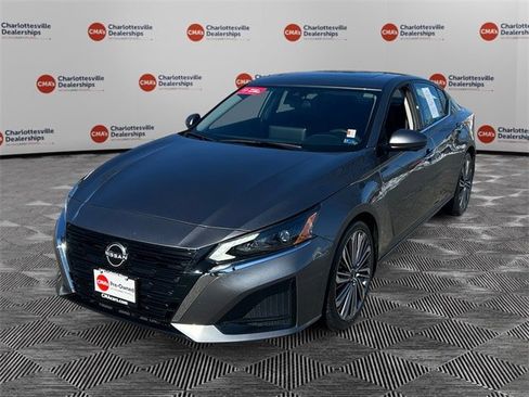 Certified 2023 Nissan Altima 2.5 SL image 1