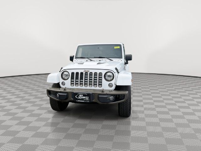 Used 2017 Jeep Wrangler Unlimited Sahara AWD/4WD image 4