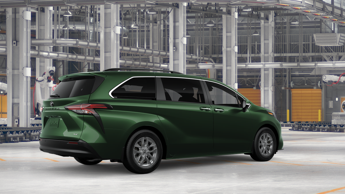 New 2026 Toyota Sienna XLE AWD/4WD image 12