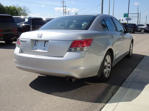 Used 2009 Honda Accord EX-L image 5