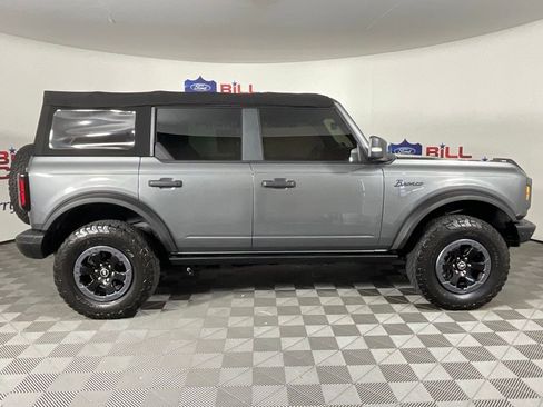 Used 2022 Ford Bronco Badlands image 2