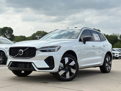 New 2025 Volvo XC60 T8 Plus w/ Protection Package Premier