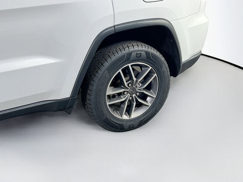 Used 2022 Jeep Grand Cherokee Limited image 28