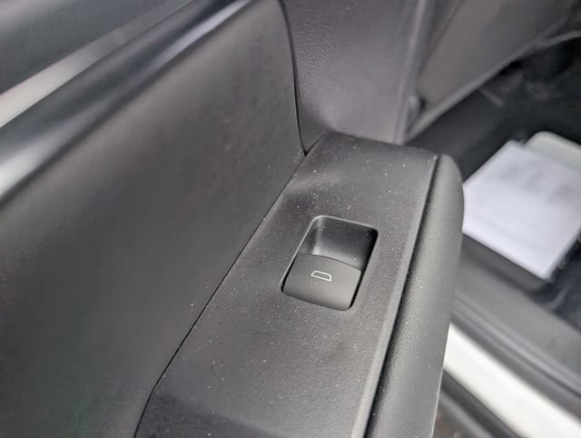 Used 2027 GMC Terrain Elevation w/ Black Edition FWD image 16