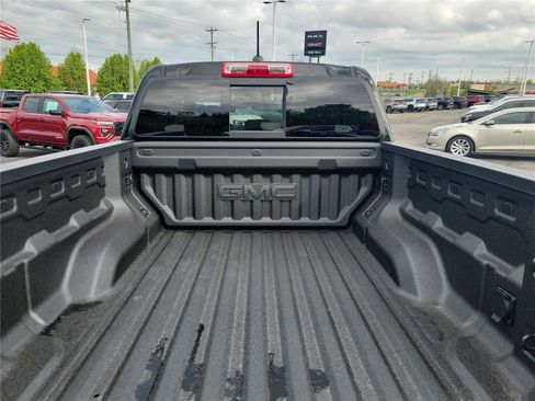 New 2026 GMC Canyon Denali image 18