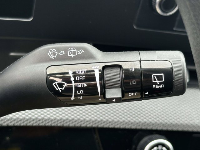 Used 2024 Kia Sportage LX AWD/4WD image 19