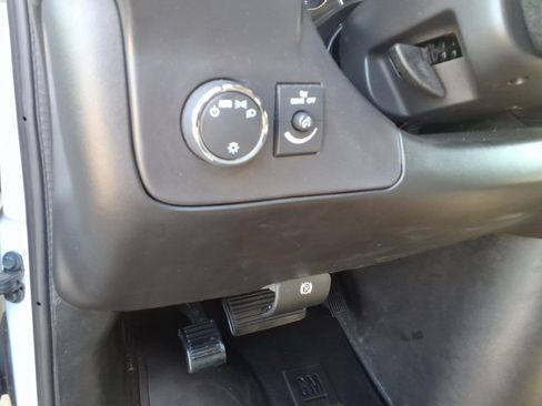 Used 2025 GMC Savana 3500 LT w/ LT Preferred Equipment Group RWD image 19