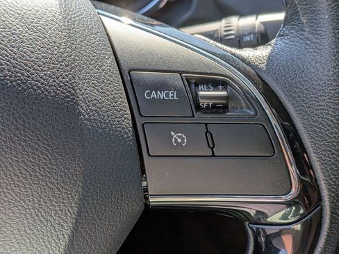 Used 2025 Mitsubishi Outlander Sport SE AWD/4WD image 19