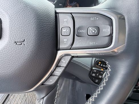 Used 2023 RAM 1500 Limited AWD/4WD image 11
