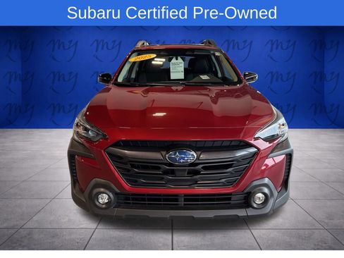 Certified 2025 Subaru Outback Premium image 3