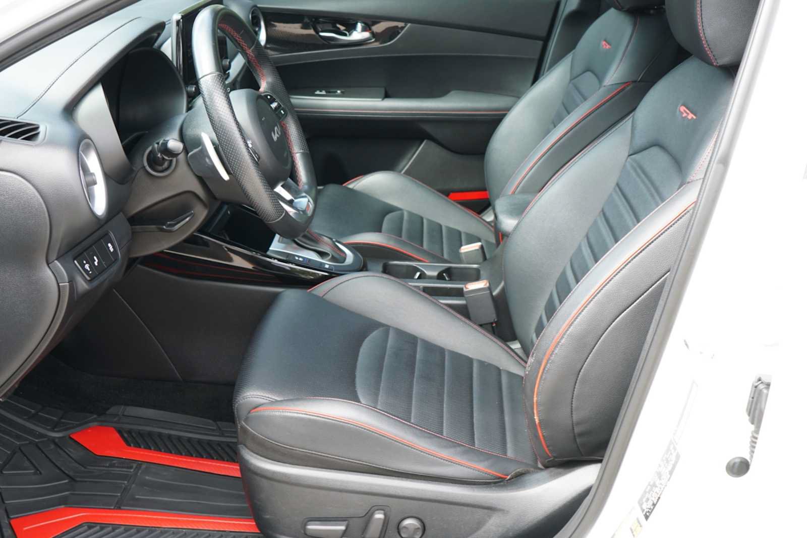 Certified 2023 Kia Forte GT w/ GT2 Package FWD image 8
