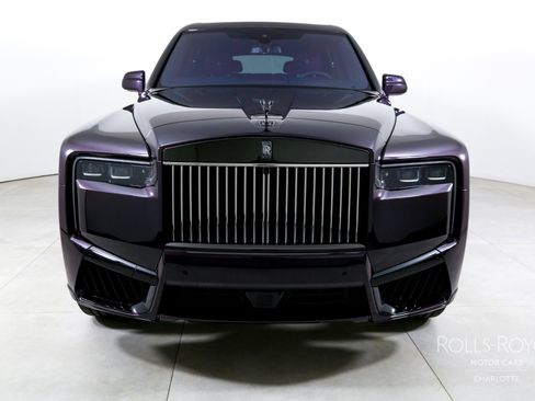 Certified 2025 Rolls-Royce Cullinan Black Badge AWD/4WD image 7