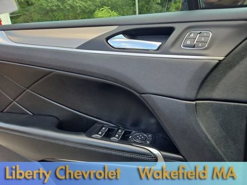 Used 2019 Lincoln MKC Premiere AWD/4WD image 16