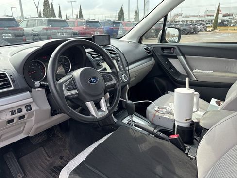 Used 2018 Subaru Forester 2.5i w/ Alloy Wheel Package image 4