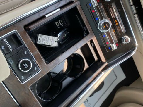 Used 2019 Lincoln Navigator Reserve AWD/4WD image 39