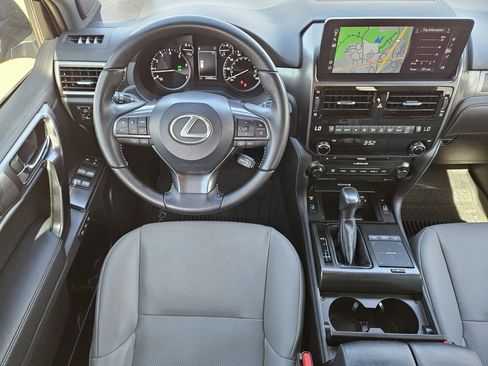 Used 2023 Lexus GX 460 w/ Black Line Special Edition AWD/4WD image 33