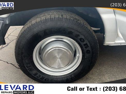 Used 2006 Ford E-350 and Econoline 350 Super Duty image 24