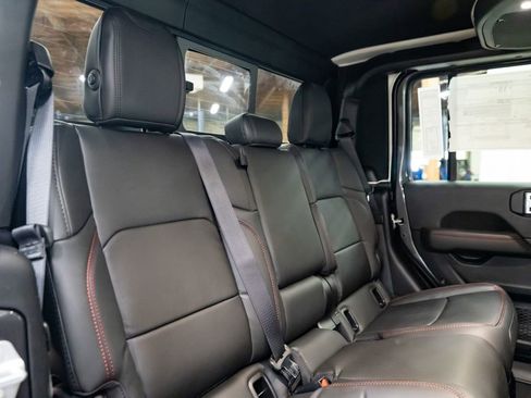 New 2026 Jeep Gladiator Rubicon image 32