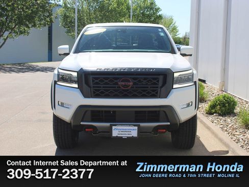 Used 2022 Nissan Frontier PRO-4X AWD/4WD image 4
