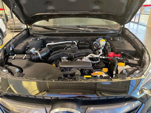 Used 2025 Subaru Outback Limited image 21