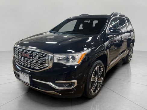 Used 2019 GMC Acadia Denali w/ Technology Package image 4