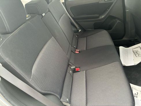 Used 2014 Subaru Forester 2.5i Premium AWD/4WD image 10