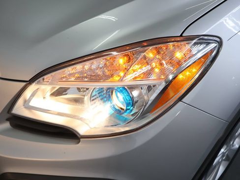 Used 2016 Buick Encore Convenience FWD image 28
