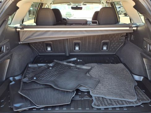 Certified 2025 Subaru Outback Premium w/ Popular Package #1A image 18