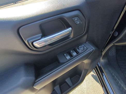 Used 2022 Chevrolet Silverado 1500 Custom image 22