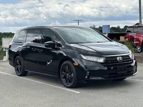 Used 2023 Honda Odyssey Sport image 32