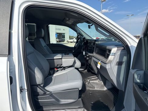 New 2026 Ford F350 XL w/ XL Chrome Package image 19