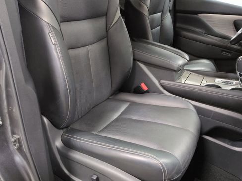 Used 2017 Nissan Murano Platinum image 25